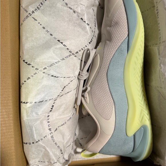 Rad Global Other - RAD One V-2 men’s 13 BNIB
